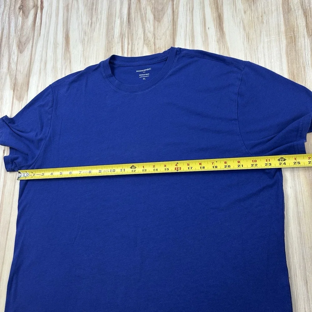 Banana Republic Men's XL Royal Blue Premium Wash Short Sleeve T Shirt